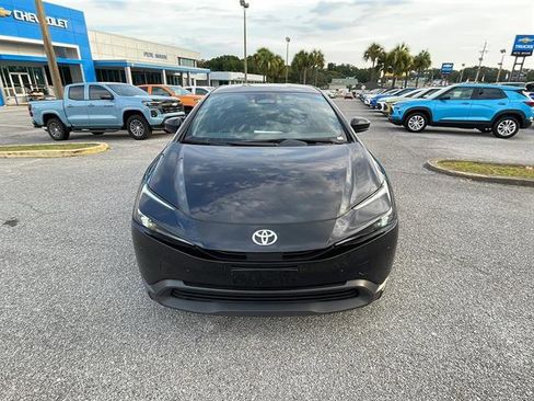 Used 2024 Toyota Prius LE image 2