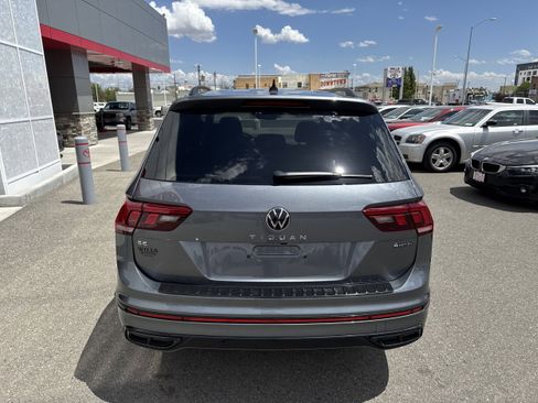 Used 2024 Volkswagen Tiguan SE R-Line AWD/4WD image 7