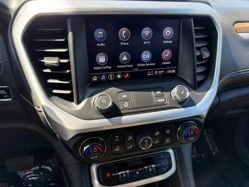 Used 2022 GMC Acadia SLE FWD image 12