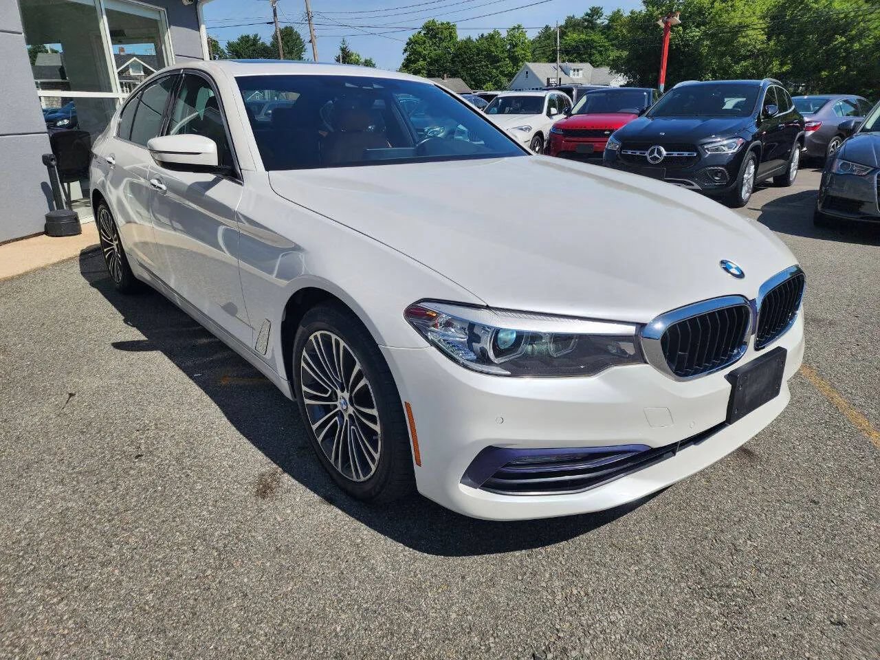 Used 2018 BMW 530i xDrive AWD/4WD image 3