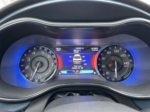 Used 2015 Chrysler 200 S w/ Navigation & Sound Group I image 17