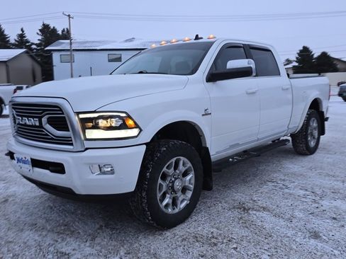 Used 2018 RAM 2500 Limited image 2