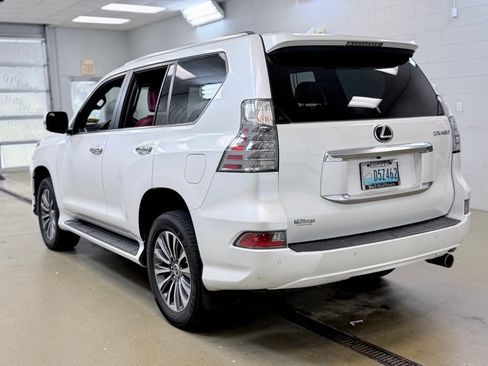 Used 2023 Lexus GX 460 Luxury AWD/4WD image 7