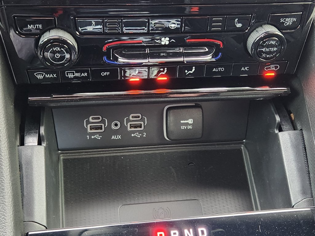 New 2025 Jeep Grand Cherokee L Laredo w/ Luxury Tech Group I AWD/4WD image 15