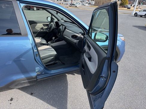 Certified 2025 Subaru Forester Premium w/ Convenience Package #2 image 25