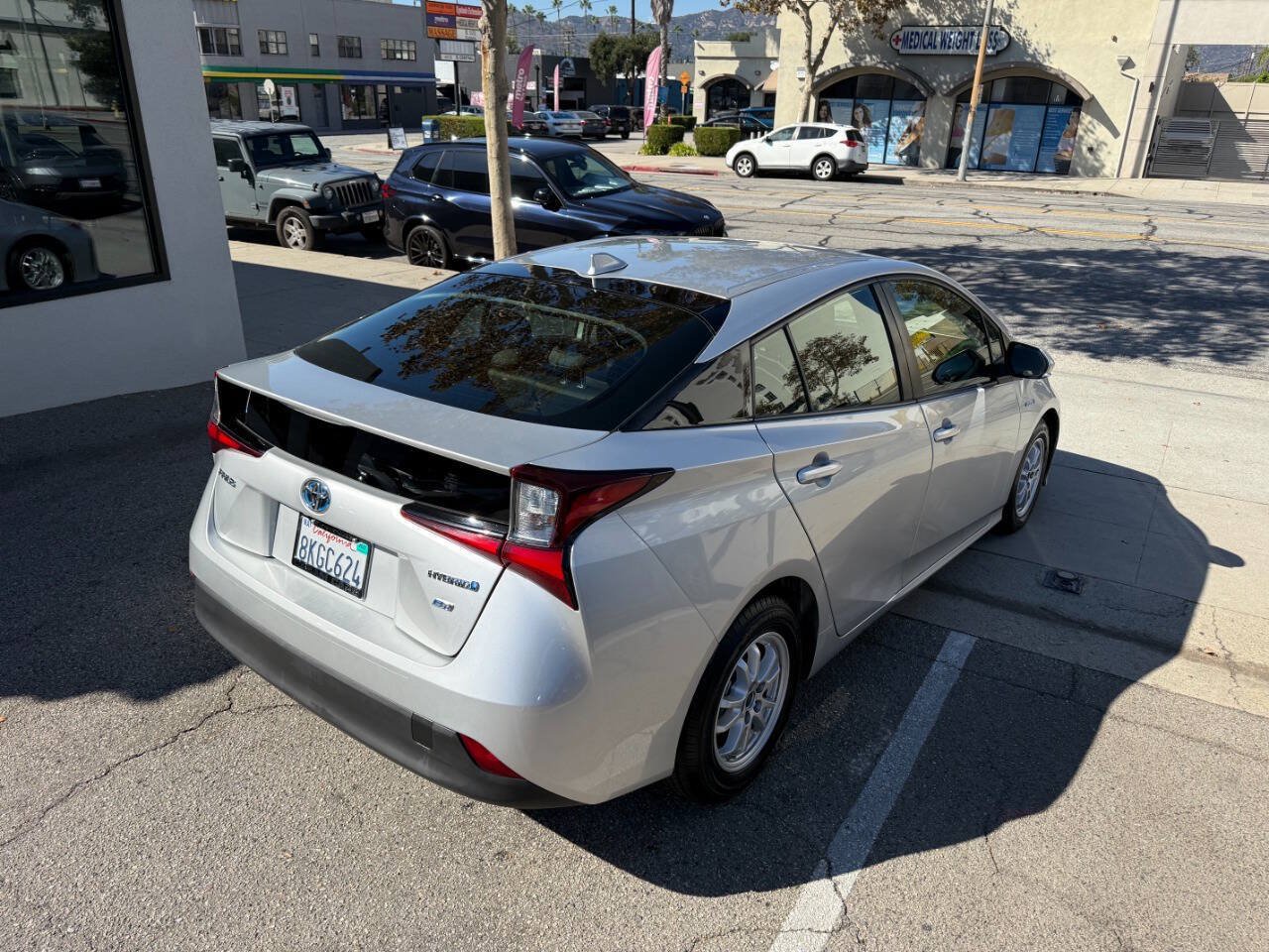 Used 2019 Toyota Prius L Eco FWD image 17