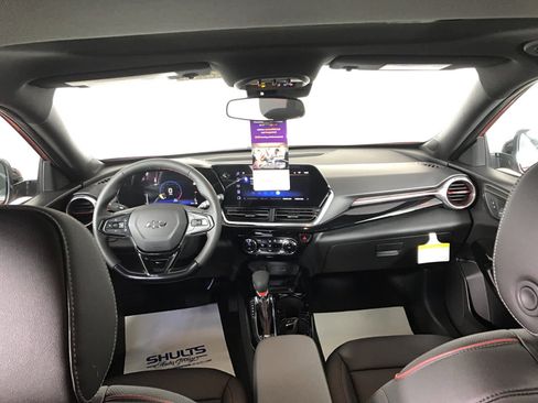 New 2026 Chevrolet Trax RS image 32