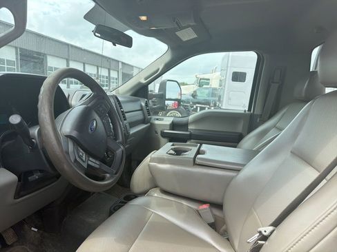 Used 2019 Ford F350 XL w/ Power Equipment Group image 6