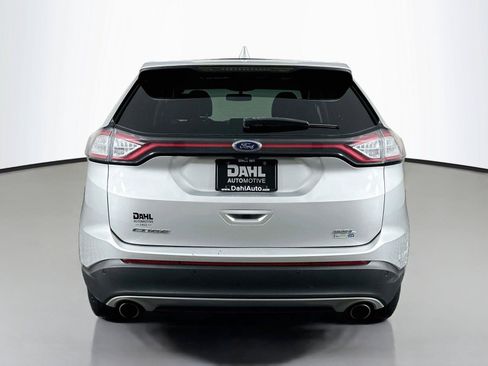 Used 2018 Ford Edge SEL w/ Equipment Group 201A AWD/4WD image 12