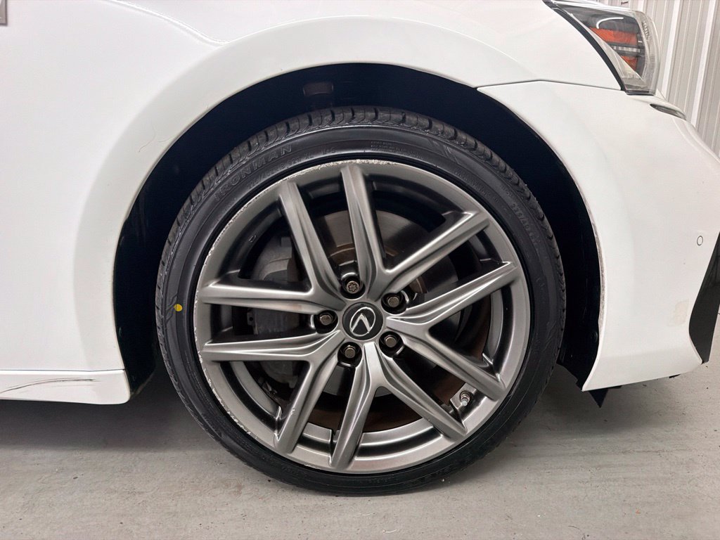 Used 2020 Lexus IS 350 F Sport w/ F Sport Package RWD image 11