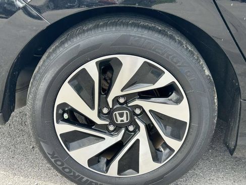 Used 2017 Honda Civic LX image 9