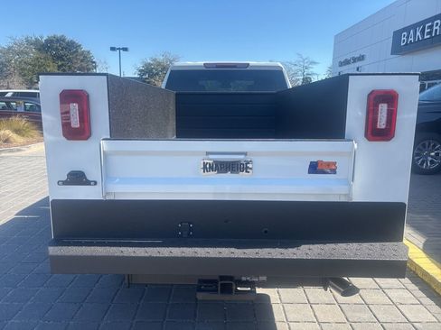 New 2026 GMC Sierra 2500 Pro w/ Convenience Package RWD image 3