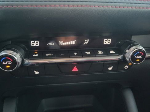 Used 2025 MAZDA MAZDA3 s image 34