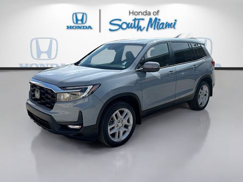 Certified 2024 Honda Passport EX-L image 3