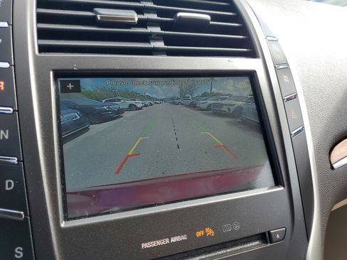 Used 2018 Lincoln MKC Select w/ Select Plus Package image 25