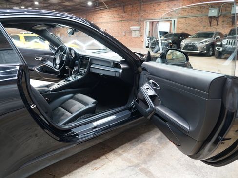 Used 2012 Porsche 911 Carrera S image 38