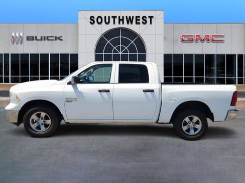 Used 2023 RAM 1500 Classic SLT w/ Electronics Group AWD/4WD image 3