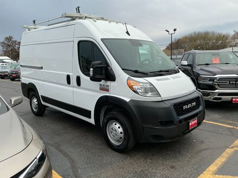 Used 2022 RAM ProMaster 2500 image 3