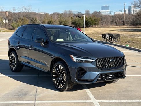 New 2026 Volvo XC60 T8 Ultra w/ Protection Package Premier image 4