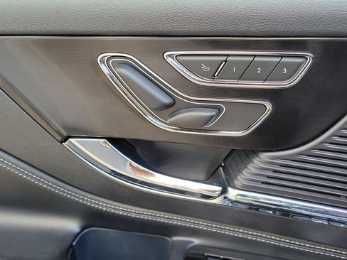 Used 2021 Lincoln Corsair FWD image 15