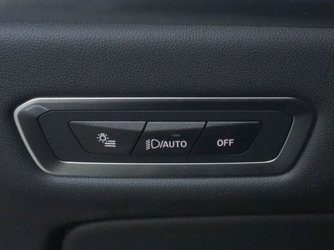 Certified 2025 BMW X7 M60i image 17