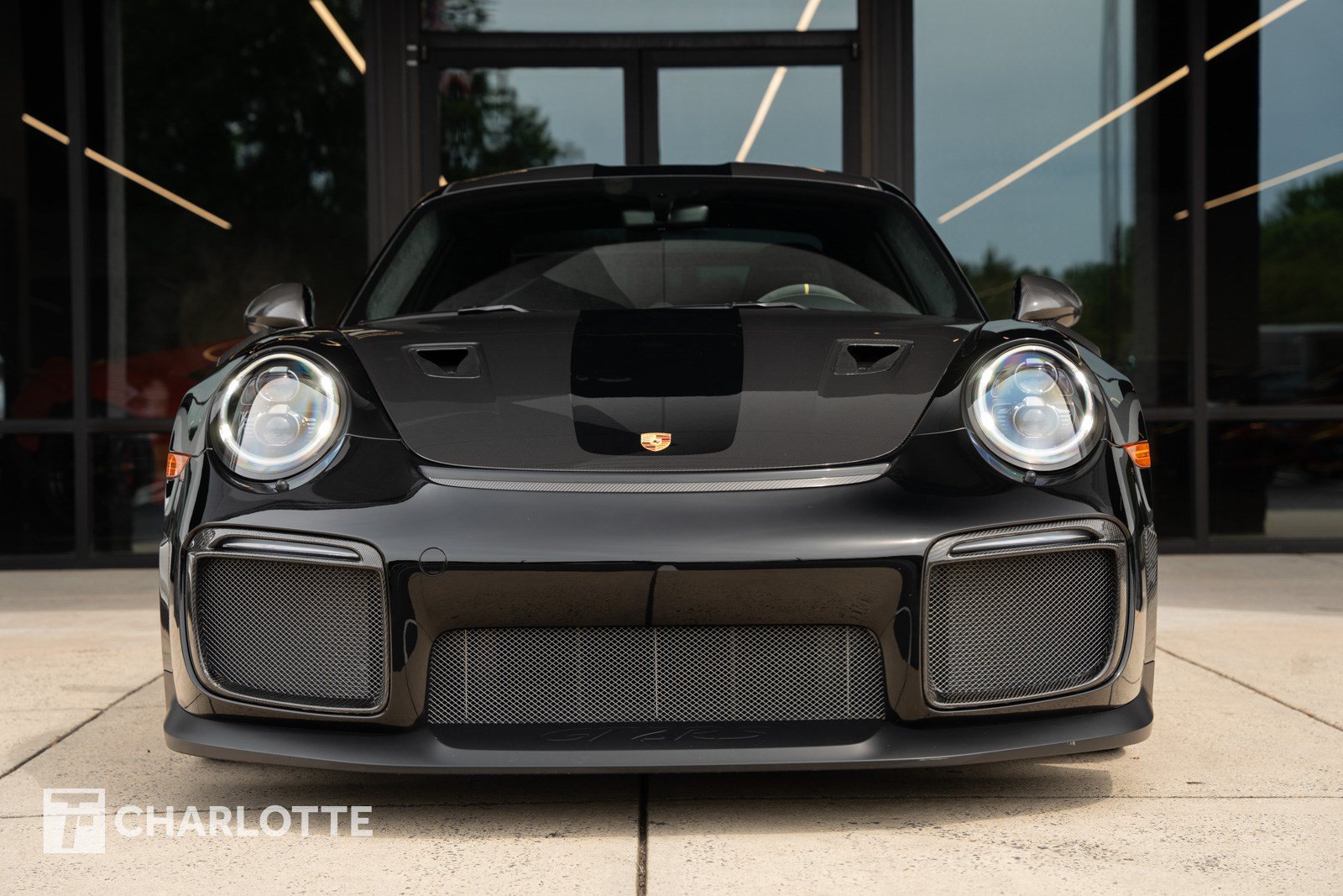 Used 2018 Porsche 911 GT2 RS RWD image 6