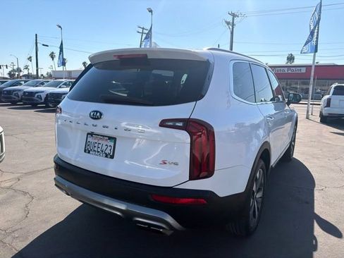 Used 2021 Kia Telluride S FWD image 5