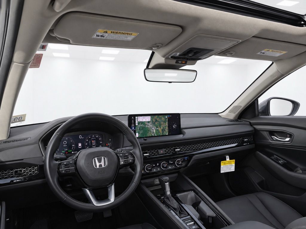 Used 2023 Honda Accord Touring image 26