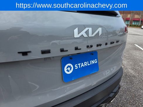 Used 2022 Kia Telluride SX w/ SX Prestige Package image 36