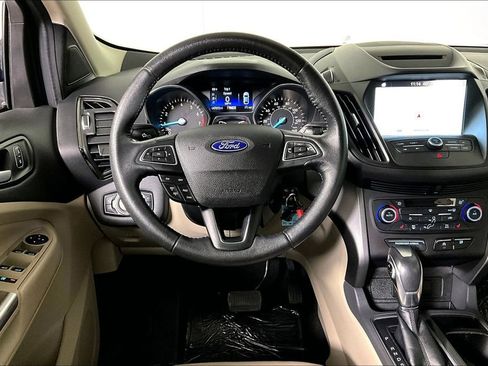 Used 2018 Ford Escape SEL image 5