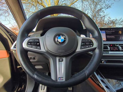 Used 2020 BMW X7 M50i w/ Dynamic Handling Package image 25