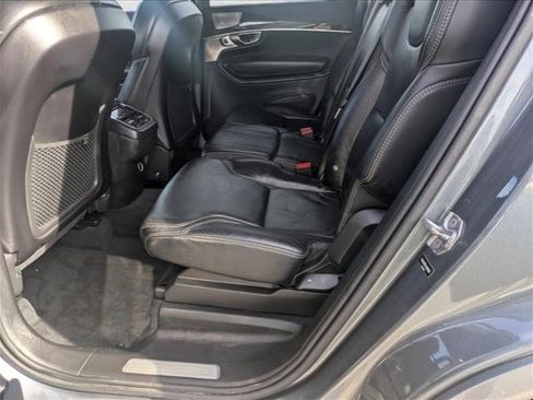Used 2018 Volvo XC90 T6 Momentum w/ Convenience Package image 19