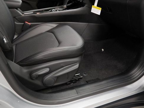 New 2026 Jeep Compass Latitude AWD/4WD image 35