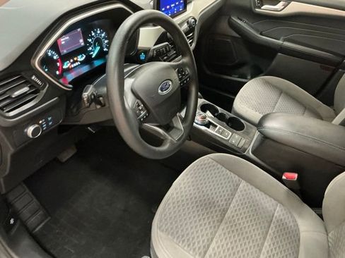 Used 2021 Ford Escape SE FWD image 15