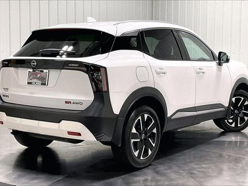 Used 2025 Nissan Kicks SR AWD/4WD image 13