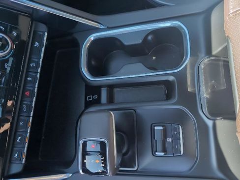 Used 2024 GMC Sierra 1500 Denali w/ Denali Reserve Package image 16