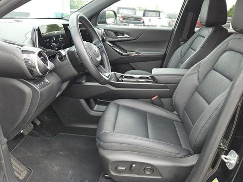 Used 2025 Chevrolet Equinox LT w/ Convenience Package II FWD image 10