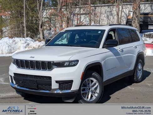 New 2026 Jeep Grand Cherokee L Laredo image 1