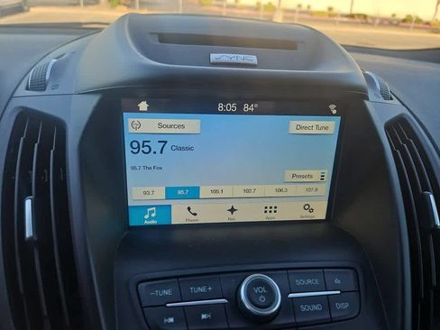 Used 2017 Ford Escape SE w/ Equipment Group 201A AWD/4WD image 16