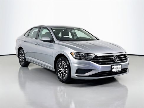 Used 2021 Volkswagen Jetta S image 3