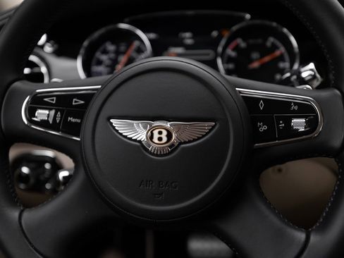 Used 2020 Bentley Mulsanne Speed RWD image 38
