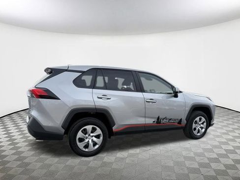 Used 2023 Toyota RAV4 LE image 8