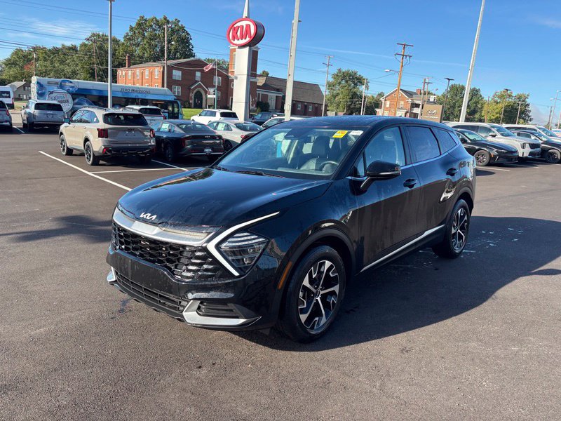 Certified 2024 Kia Sportage EX FWD image 3
