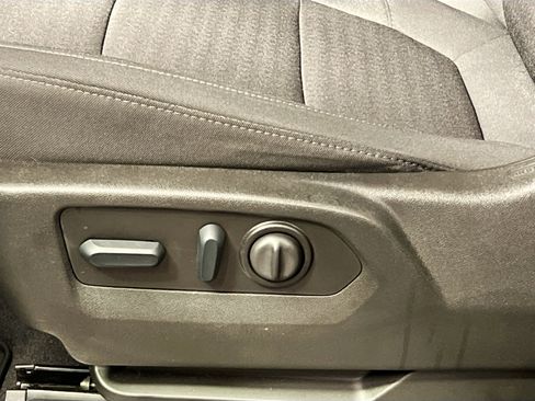 Used 2022 Chevrolet Silverado 1500 LT image 15