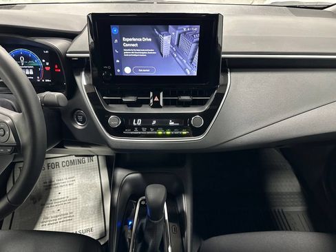 Used 2026 Toyota Corolla SE FWD image 24