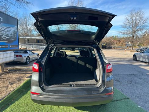 Used 2020 Chevrolet Equinox LS w/ LPO, Roadside Safety Package image 11