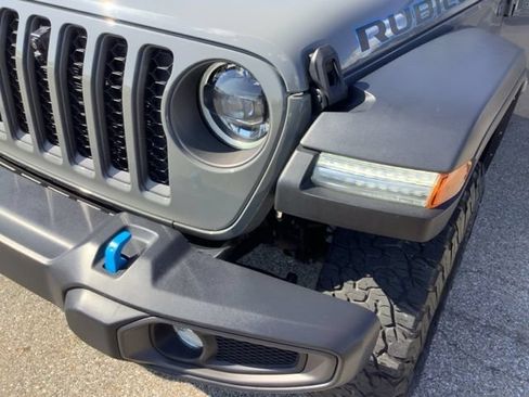 Used 2023 Jeep Wrangler Unlimited Rubicon 4xe w/ Cold Weather Group AWD/4WD image 28