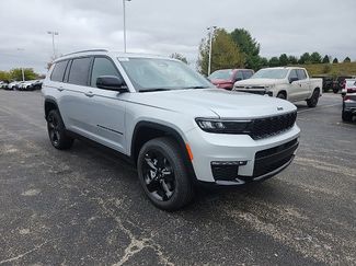 New 2025 Jeep Grand Cherokee L Limited w/ Black Appearance Package video 1
