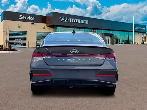 New 2026 Hyundai Elantra Sport image 6