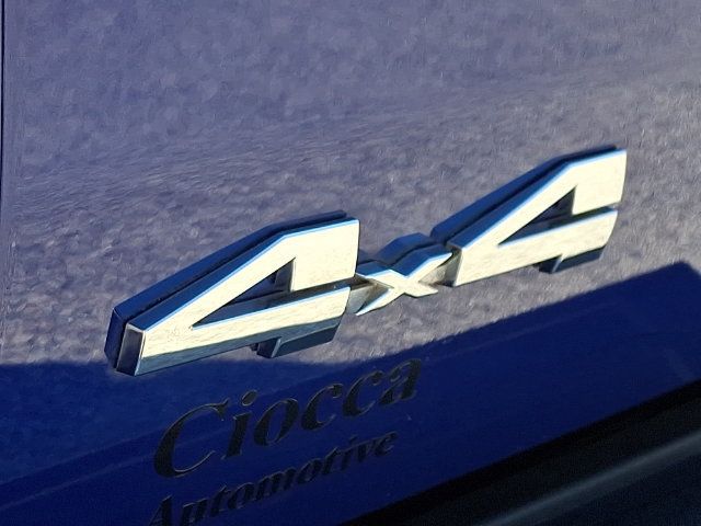 Used 2024 Toyota Tacoma SR5 AWD/4WD image 31